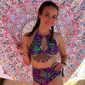 Meet your Posher, Julia